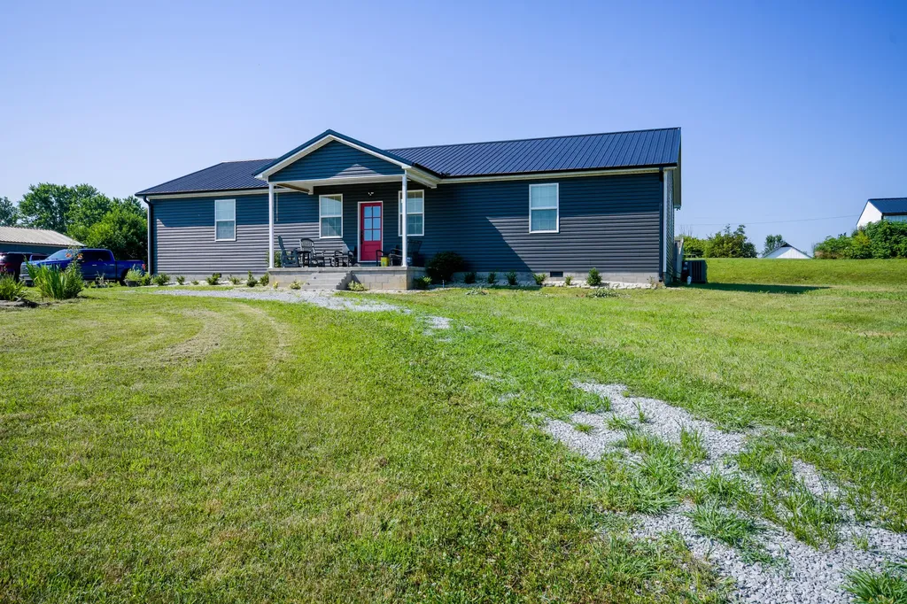 7674 Veterans Memorial Highway Sharpsburg KY 40374