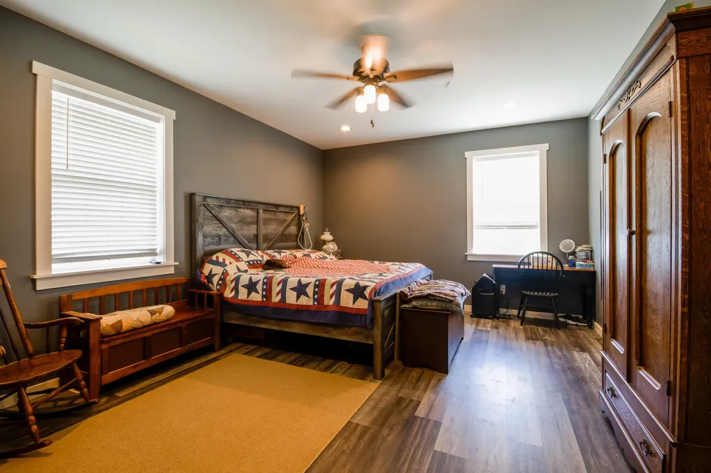 7674 Veterans Memorial Highway Sharpsburg KY 40374