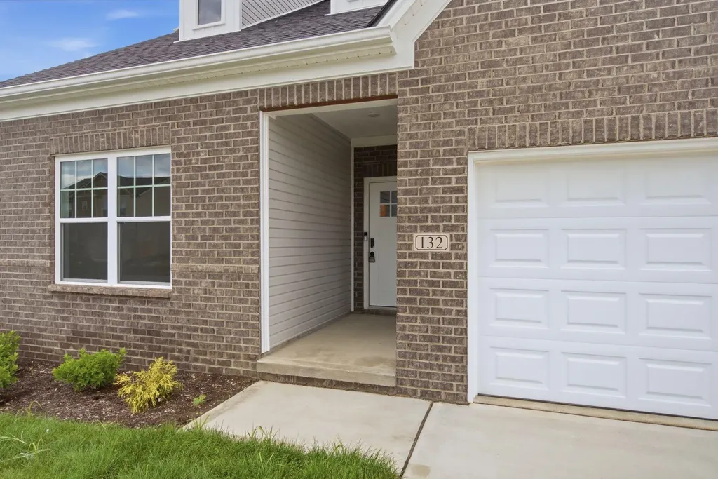 132 Clearwater Drive Nicholasville KY 40356
