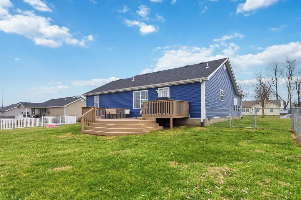 231 Turkeyfoot Lane Stanford KY 40484