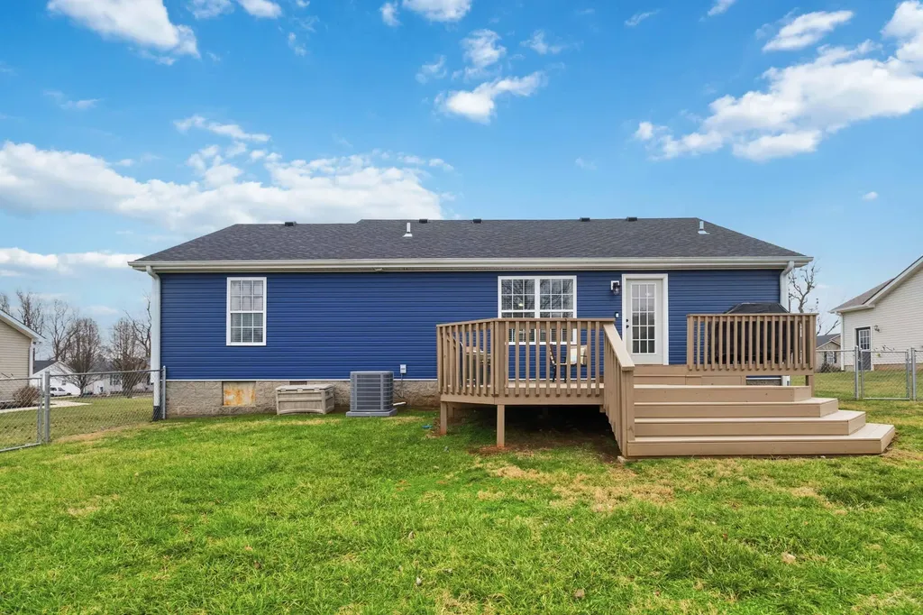 231 Turkeyfoot Lane Stanford KY 40484
