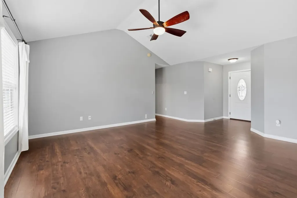 231 Turkeyfoot Lane Stanford KY 40484