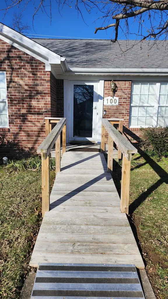 100 Henry Drive Berea KY 40403