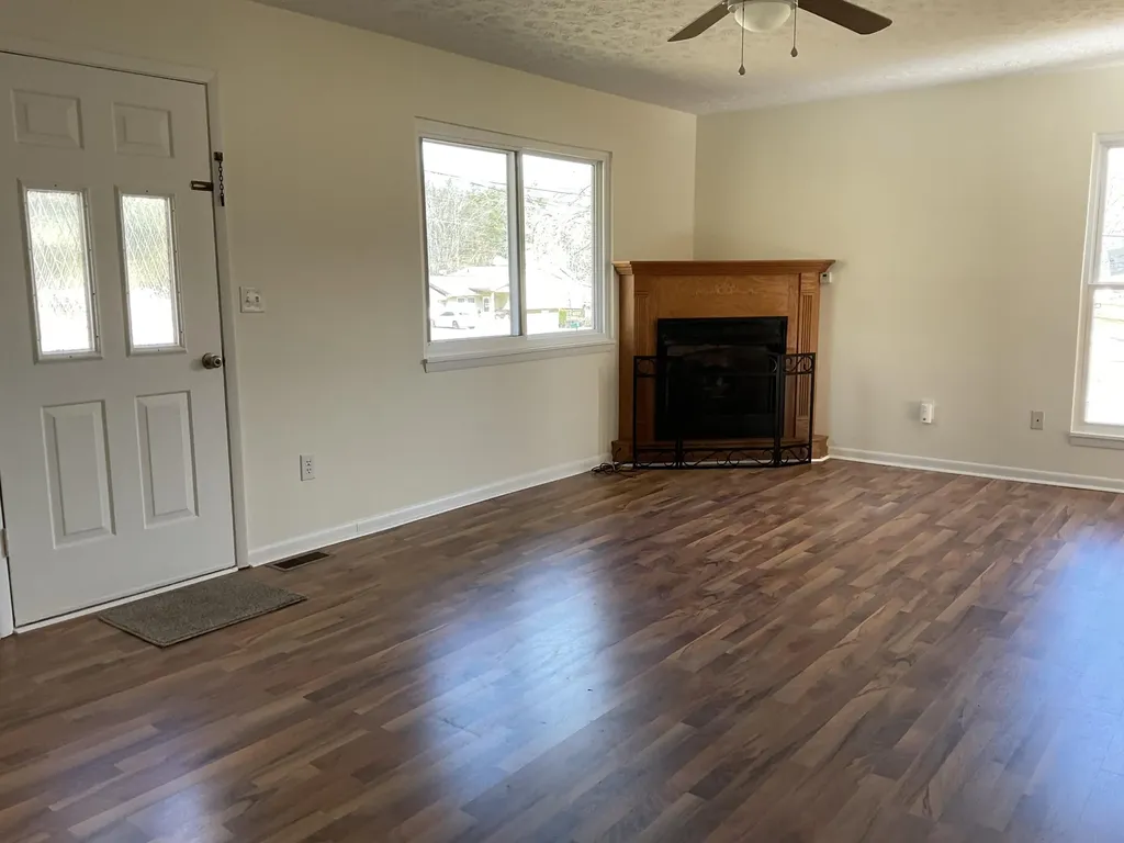 875 Copperas Morehead KY 40351