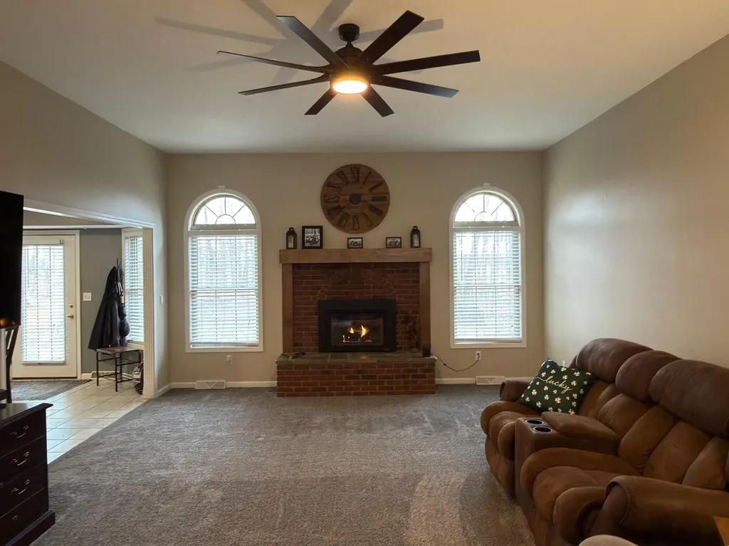 109 Shelby Lane Stanford KY 40484