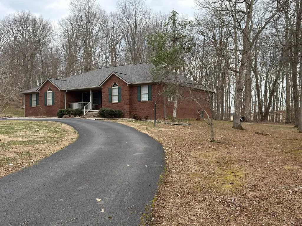 109 Shelby Lane Stanford KY 40484