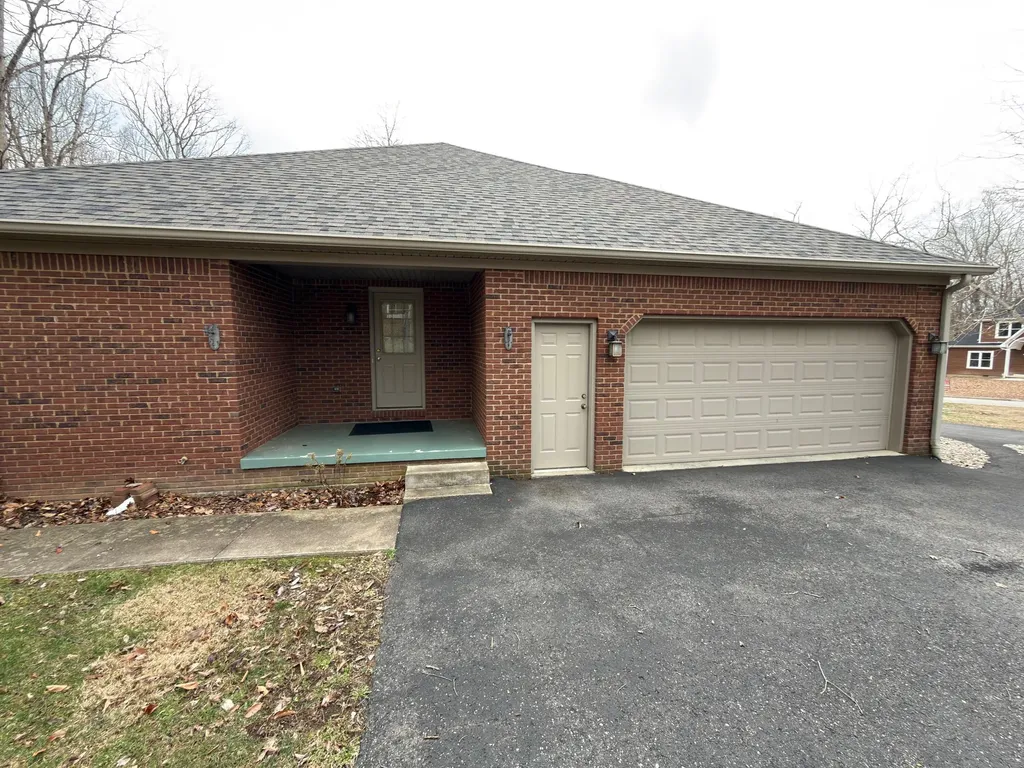 109 Shelby Lane Stanford KY 40484