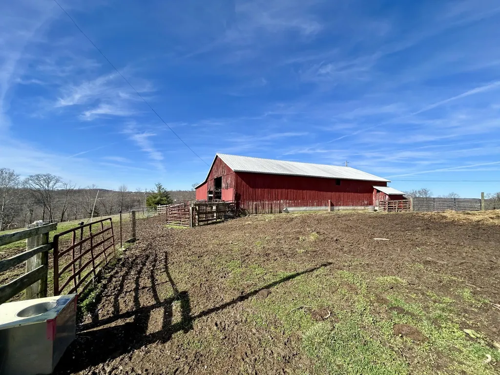 3175 Ard Ridge Road Nancy KY 42544