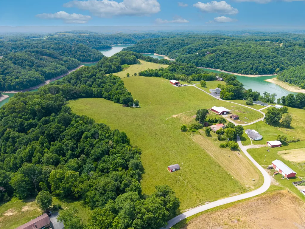 3175 Ard Ridge Road Nancy KY 42544