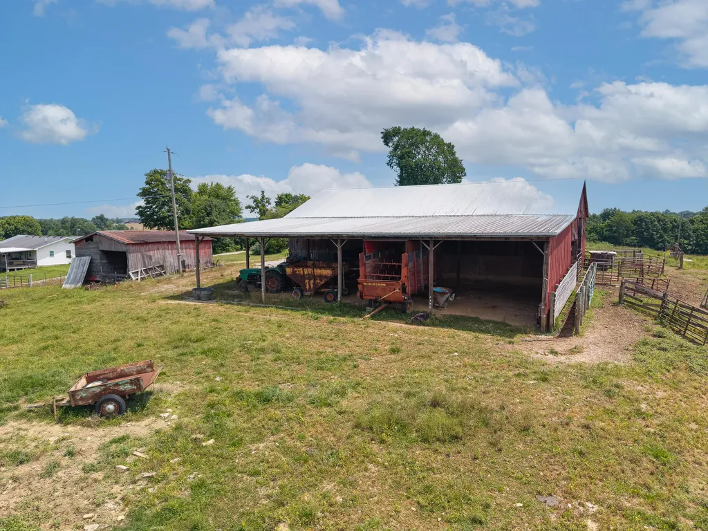 3175 Ard Ridge Road Nancy KY 42544