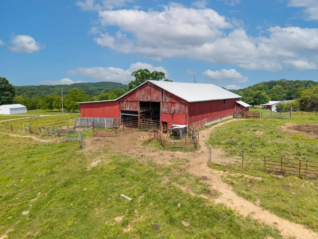 3175 Ard Ridge Road Nancy KY 42544