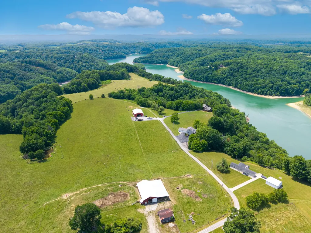 3175 Ard Ridge Road Nancy KY 42544