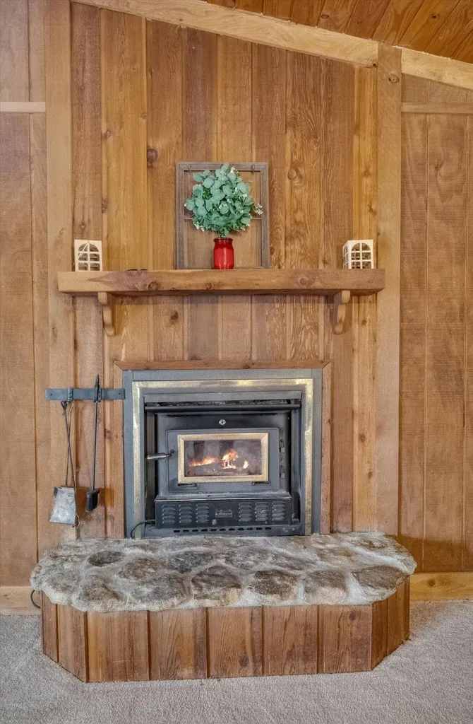 150 Lecompte Bottom Road Pleasureville KY 40057