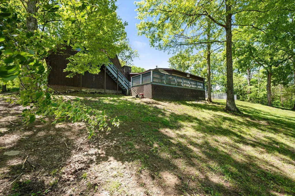 150 Lecompte Bottom Road Pleasureville KY 40057