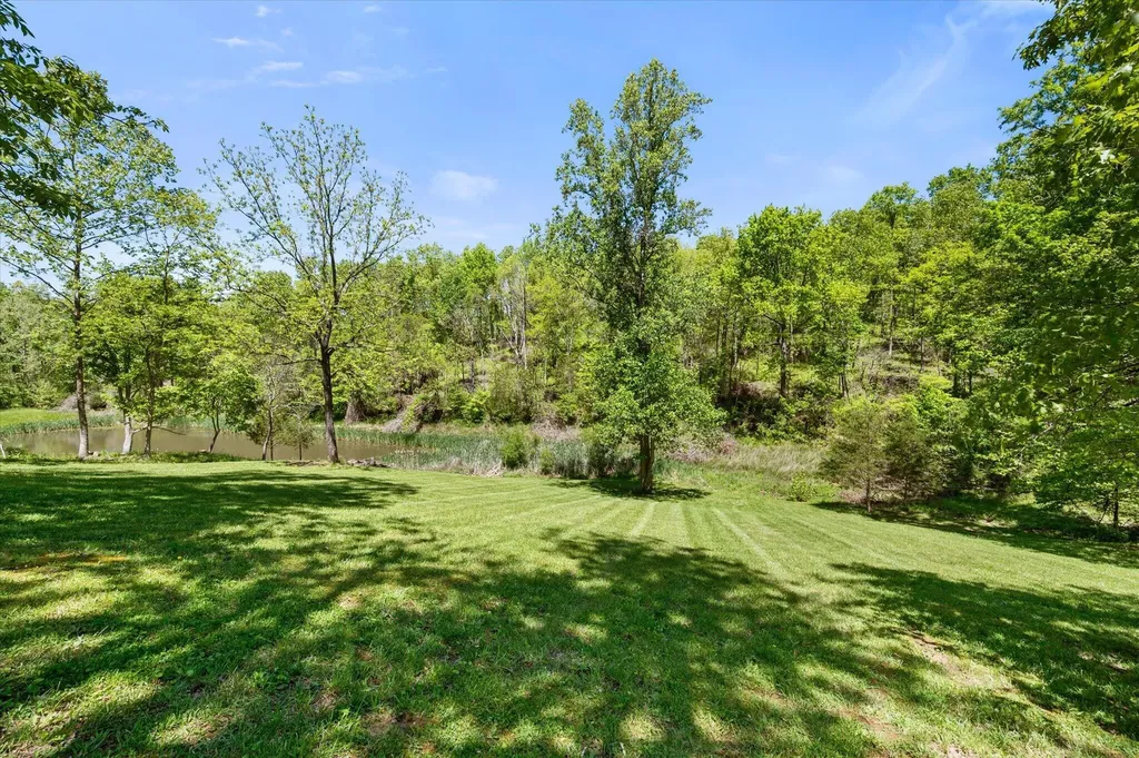 150 Lecompte Bottom Road Pleasureville KY 40057