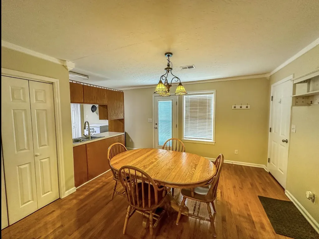 1034 Barker Lane Berea KY 40403