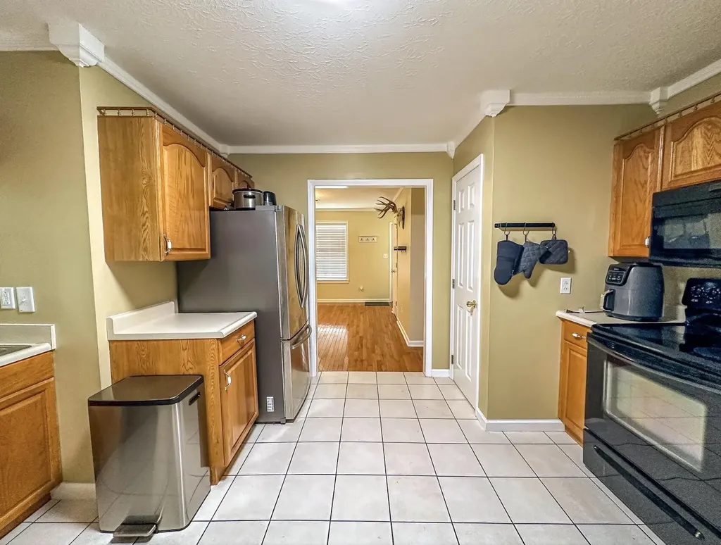 1034 Barker Lane Berea KY 40403