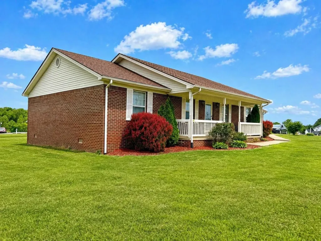 1034 Barker Lane Berea KY 40403