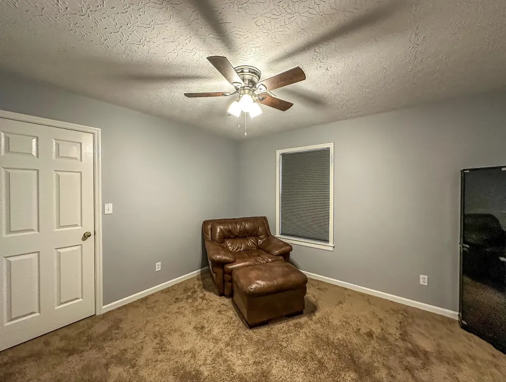 1034 Barker Lane Berea KY 40403