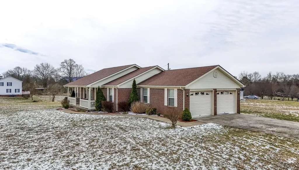 1034 Barker Lane Berea KY 40403