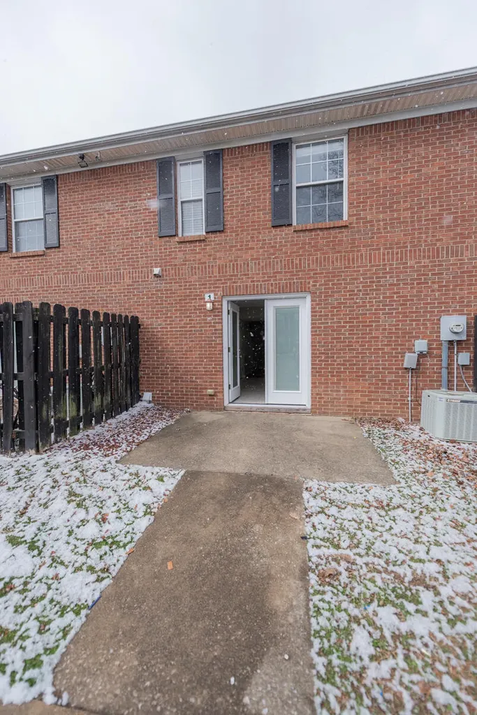 3696 Arbor Drive Lexington KY 40517