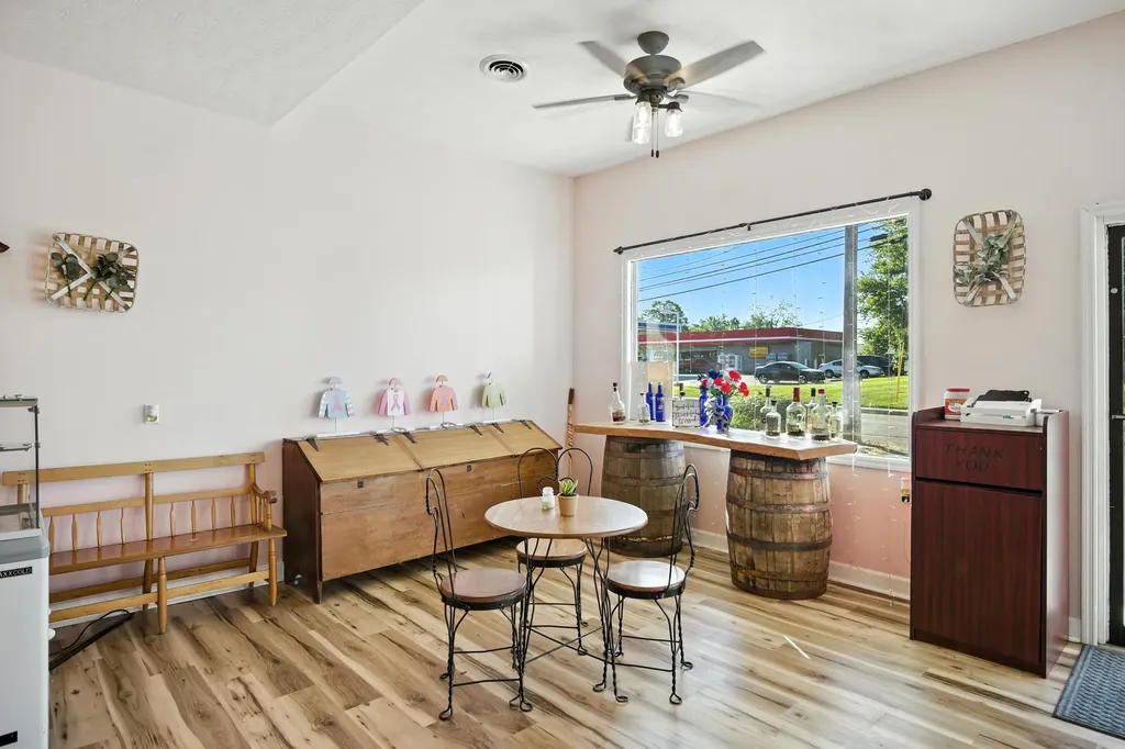 506 W Broadway Street Lawrenceburg KY 40342