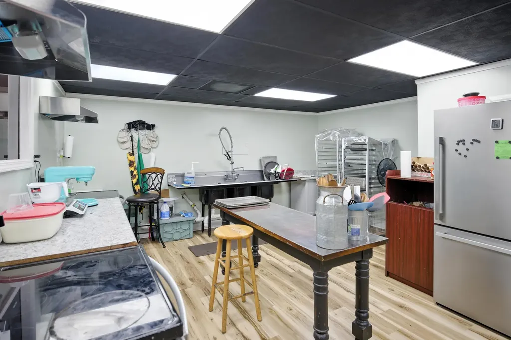 506 W Broadway Street Lawrenceburg KY 40342