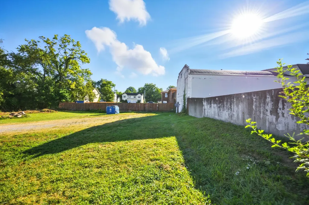 506 W Broadway Street Lawrenceburg KY 40342