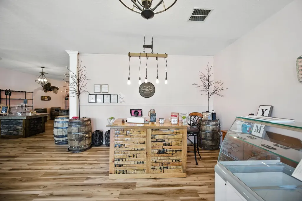 506 W Broadway Street Lawrenceburg KY 40342