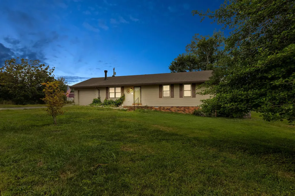 913-916 Robin Avenue Mt Sterling KY 40353