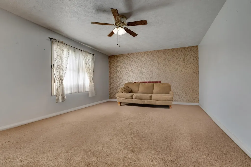 913-916 Robin Avenue Mt Sterling KY 40353