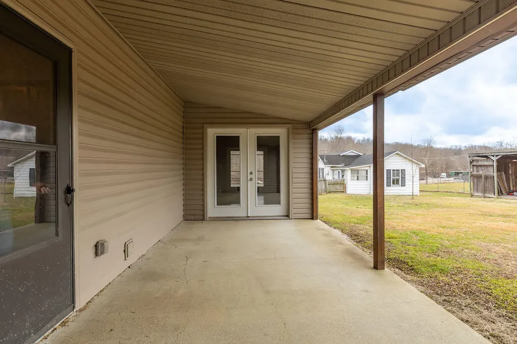 41 Blue Hall Road Olive Hill KY 41164