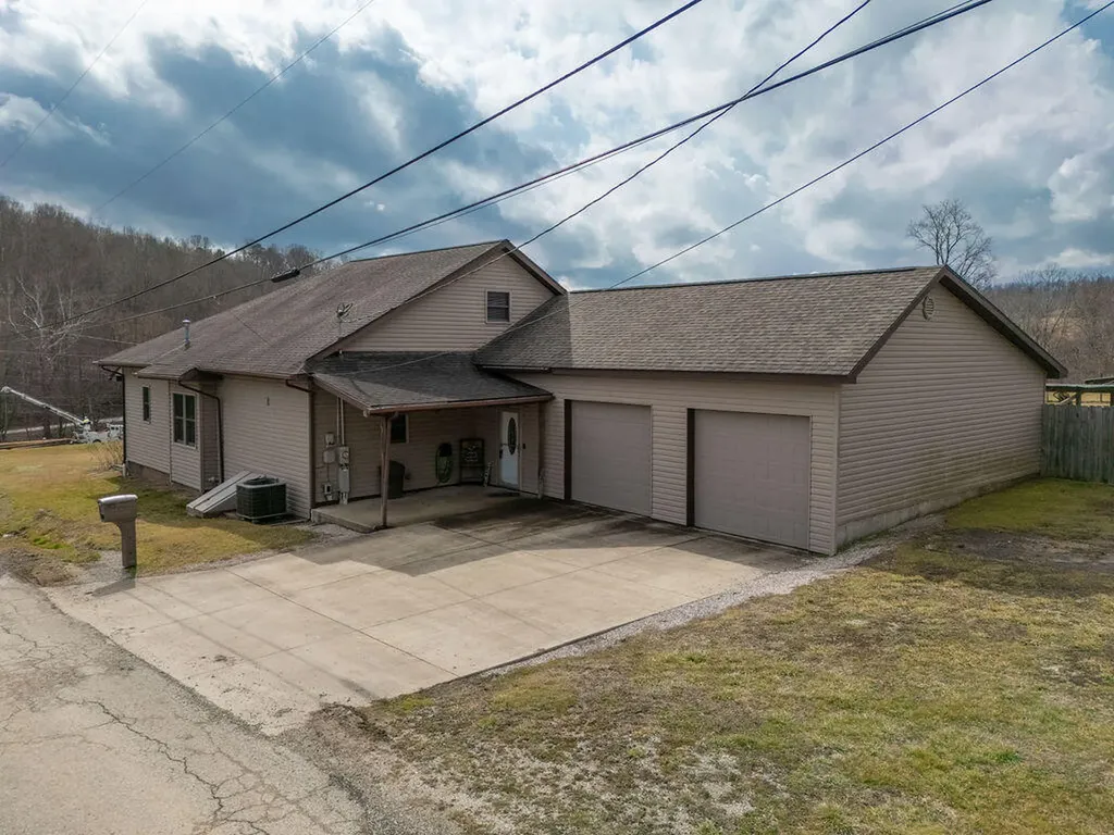 41 Blue Hall Road Olive Hill KY 41164