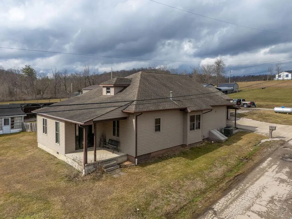 41 Blue Hall Road Olive Hill KY 41164