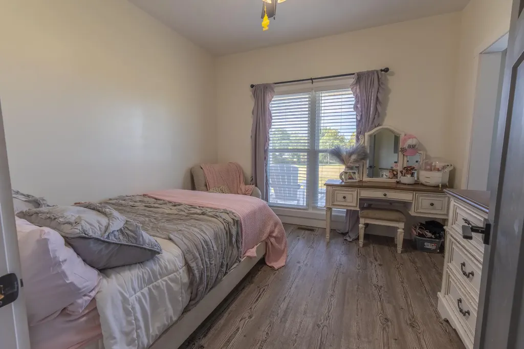 495 Kentucky 1470 Strunk KY 42649