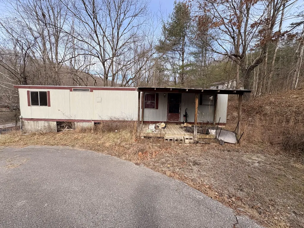 124 Pleasant Valley Morehead KY 40351