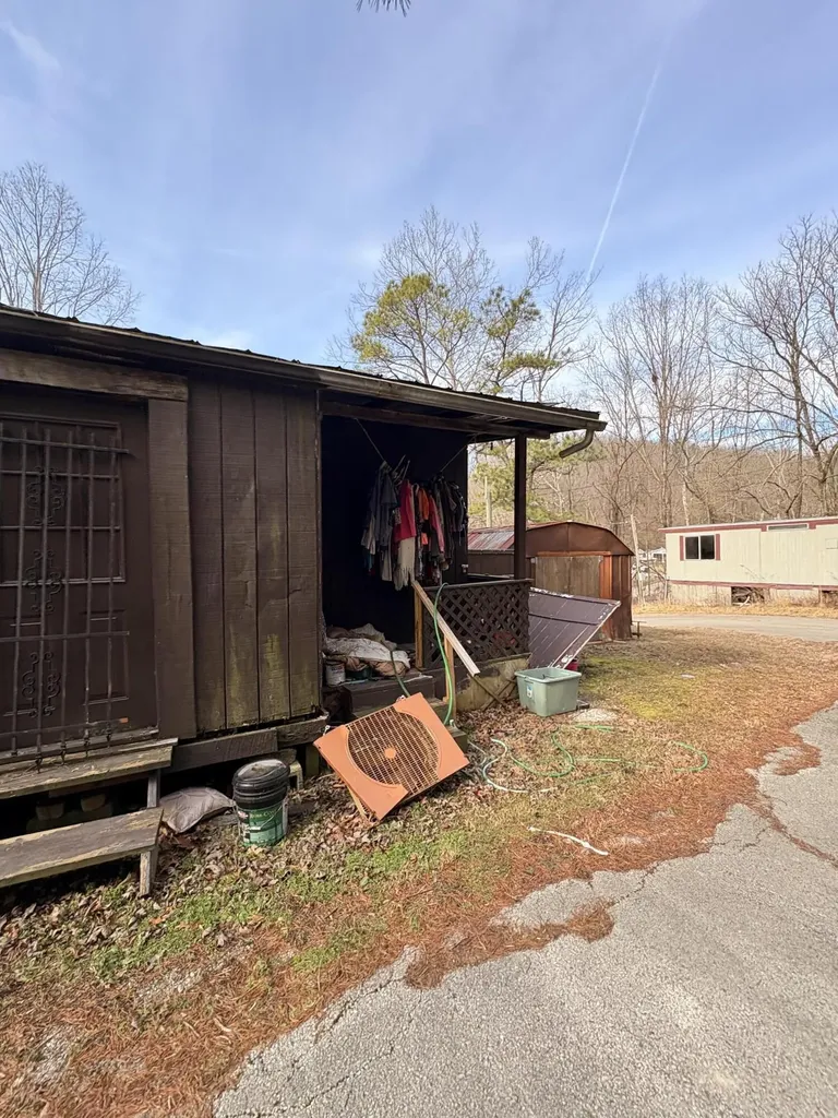 124 Pleasant Valley Morehead KY 40351