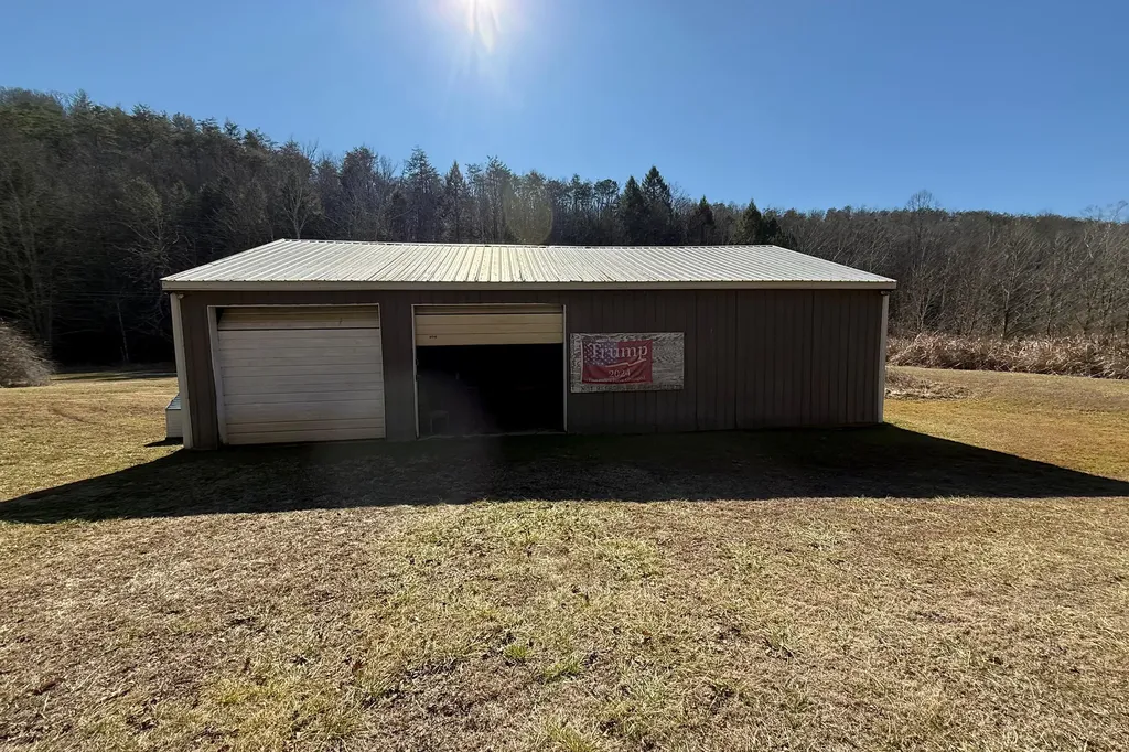 520 State Highway 708 Beattyville KY 41311