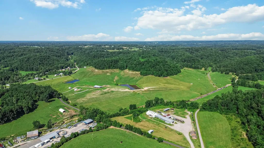 423 Loop Road Hustonville KY 40437