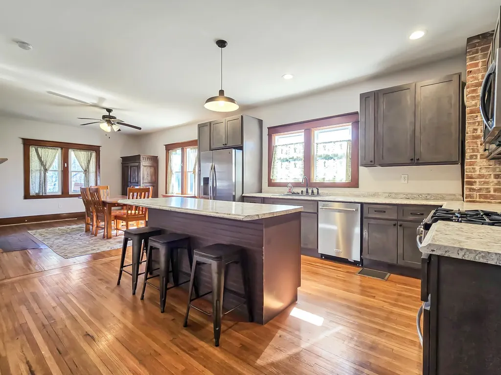 423 Loop Road Hustonville KY 40437