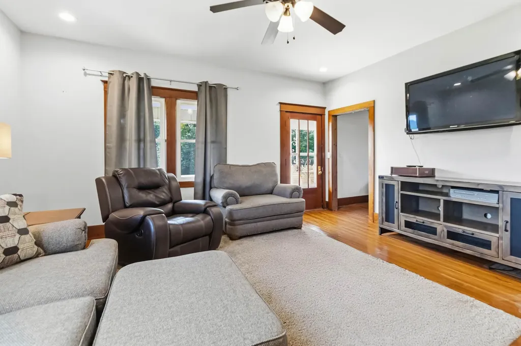 423 Loop Road Hustonville KY 40437