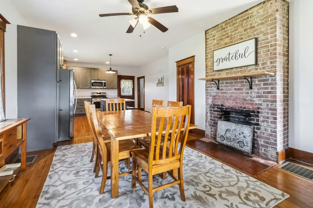 423 Loop Road Hustonville KY 40437