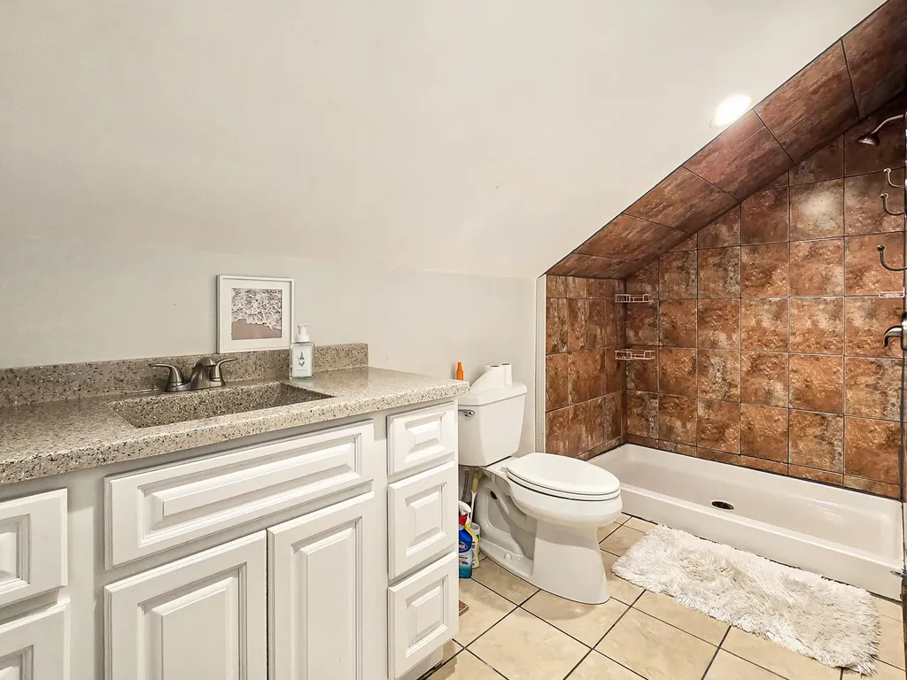 423 Loop Road Hustonville KY 40437