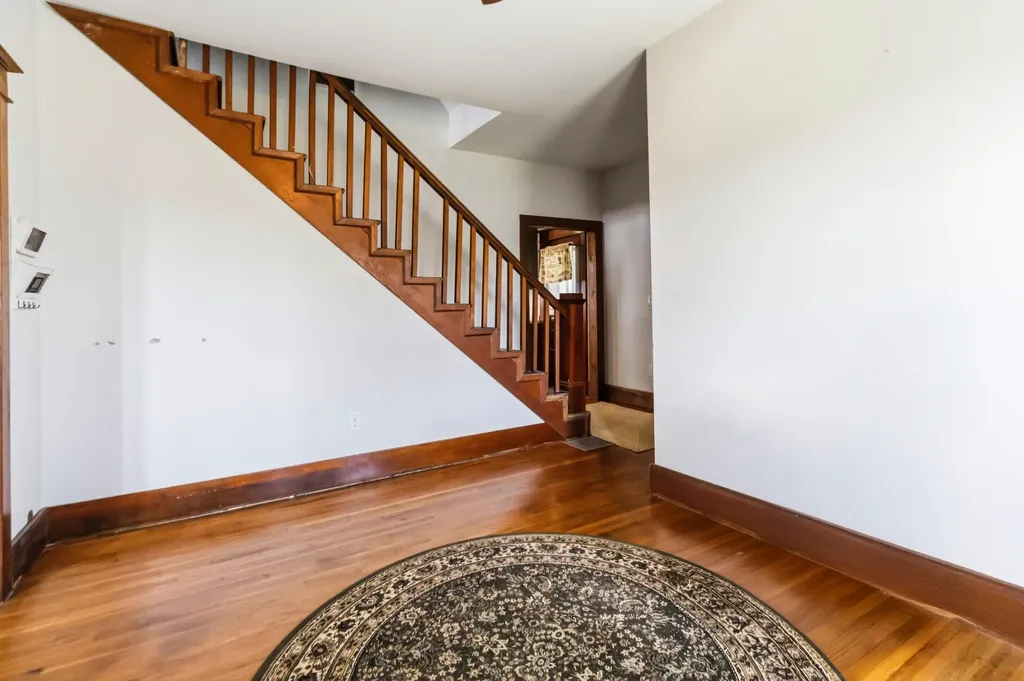 423 Loop Road Hustonville KY 40437
