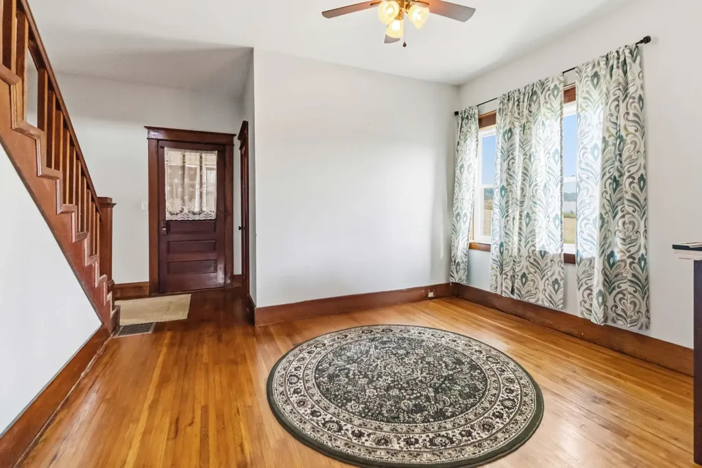 423 Loop Road Hustonville KY 40437