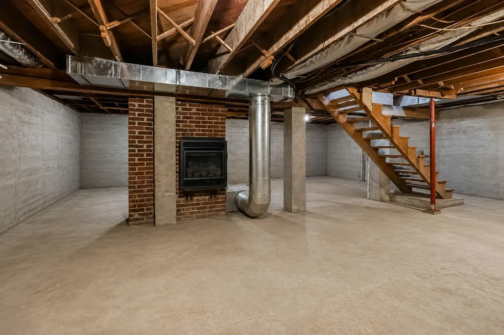 423 Loop Road Hustonville KY 40437