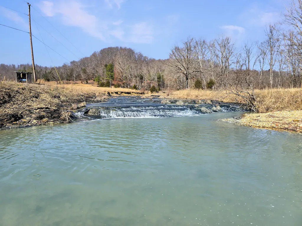 423 Loop Road Hustonville KY 40437