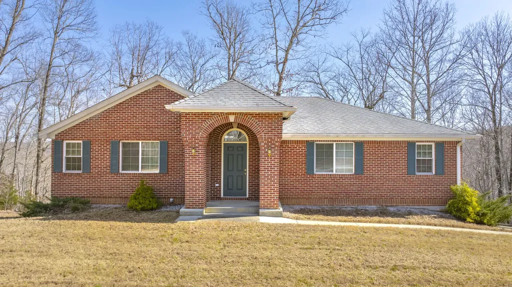 642 N Shore Drive Monticello KY 42633
