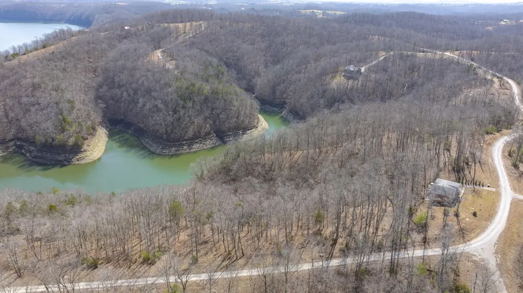 642 N Shore Drive Monticello KY 42633