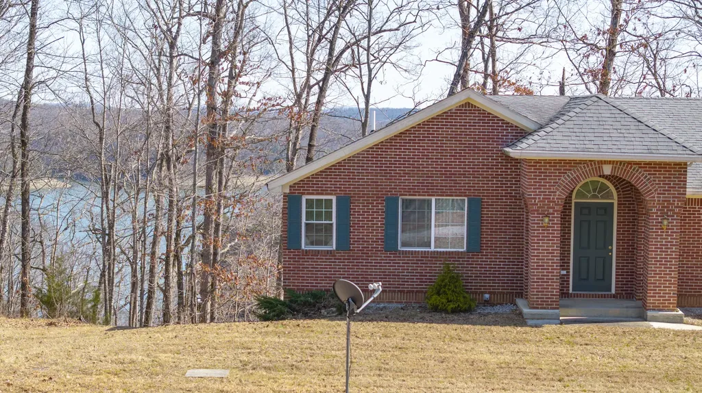 642 N Shore Drive Monticello KY 42633